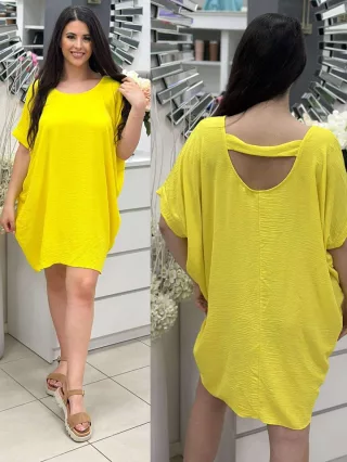   Lenge fazonú, hátán nyitott, pántos, nem rugalmas anyagú ruha. (S-XL méretre ajánljuk.)