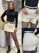 Csinos skort övvel