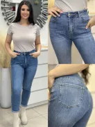 Mom fit farmer