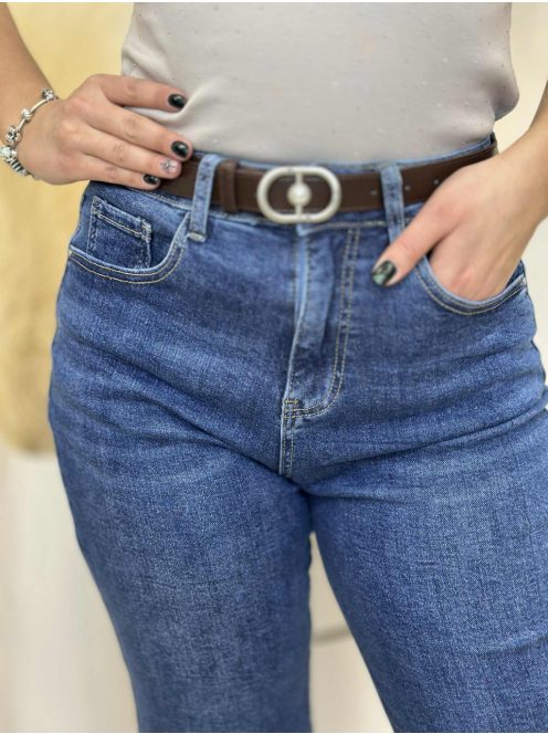 Magas derekú, mom fit farmer