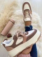 Platformos, fűzős, műbőr, utcai sportcipő. (36, 37, 38, 39, 40, 41 méretekben)