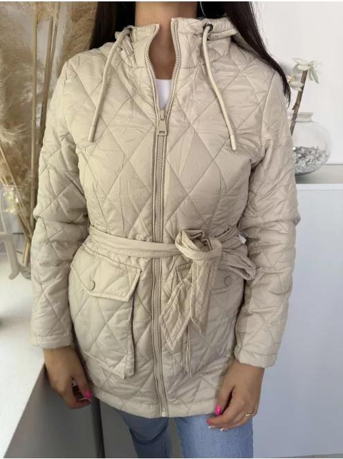 Bélelt, zsebes, kapucnis, megkötős, nem rugalmas, steppelt, vékony, átmeneti kabát. A Modell S méretet visel. (S-2XL méretekben.)