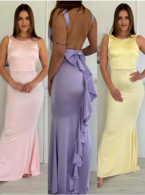 Prémium minőségú, rugalmas, fényes anyagú, szivacsbetétes, testhezálló, sellő fazonú, lycra ruha. (XS-M méretre ajánljuk.)