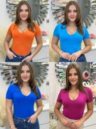 Extra rugalmas anyagú, V kivágású, basic felső. (S-L méretre ajánljuk.)