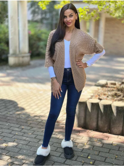 Rugalmas, pihe-puha, lenge, kötött kardigán. (S-L méretre ajánljuk.)