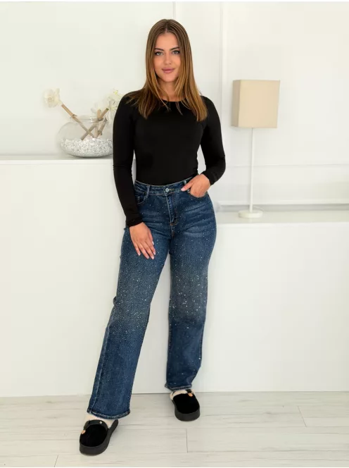 Kövekkel díszített, egyenesszárú farmer