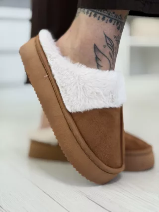 Bundás utcai papucs